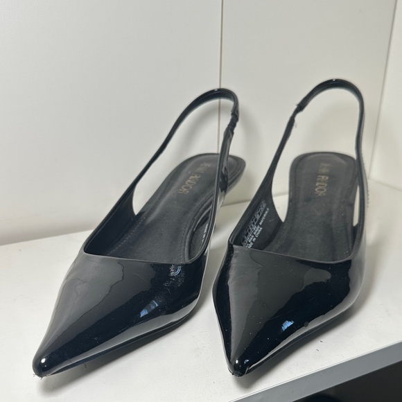 Jenn Ardor Glossy Black Slingback Kitten Heels - Picture 1 of 8